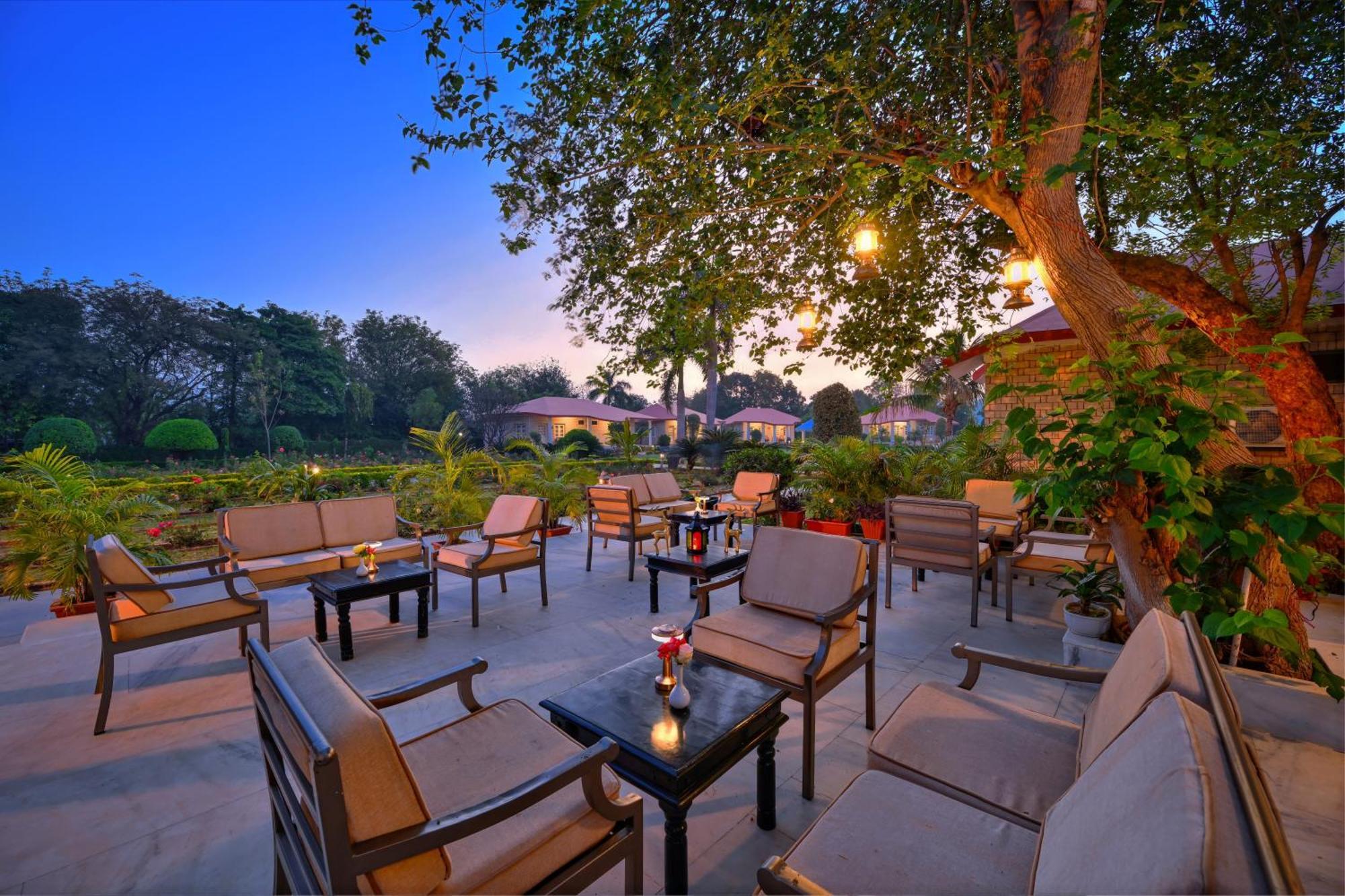 Tiger Den Resort Khilchīpur Exterior foto